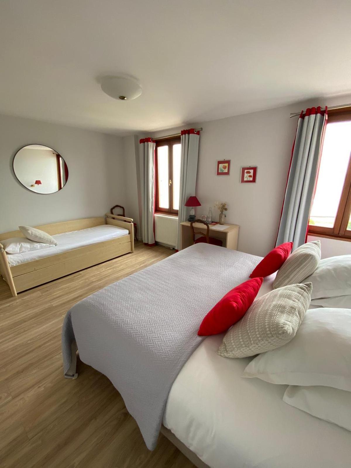 Hotel De La Plage Excénevex Exteriér fotografie